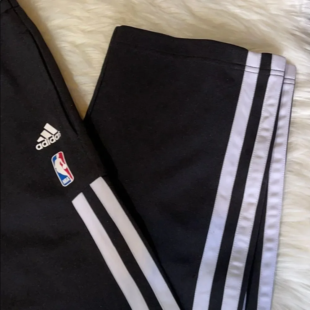Adidas NBA Brooklyn Nets Track Pants Boys Large - Picture 4 of 16